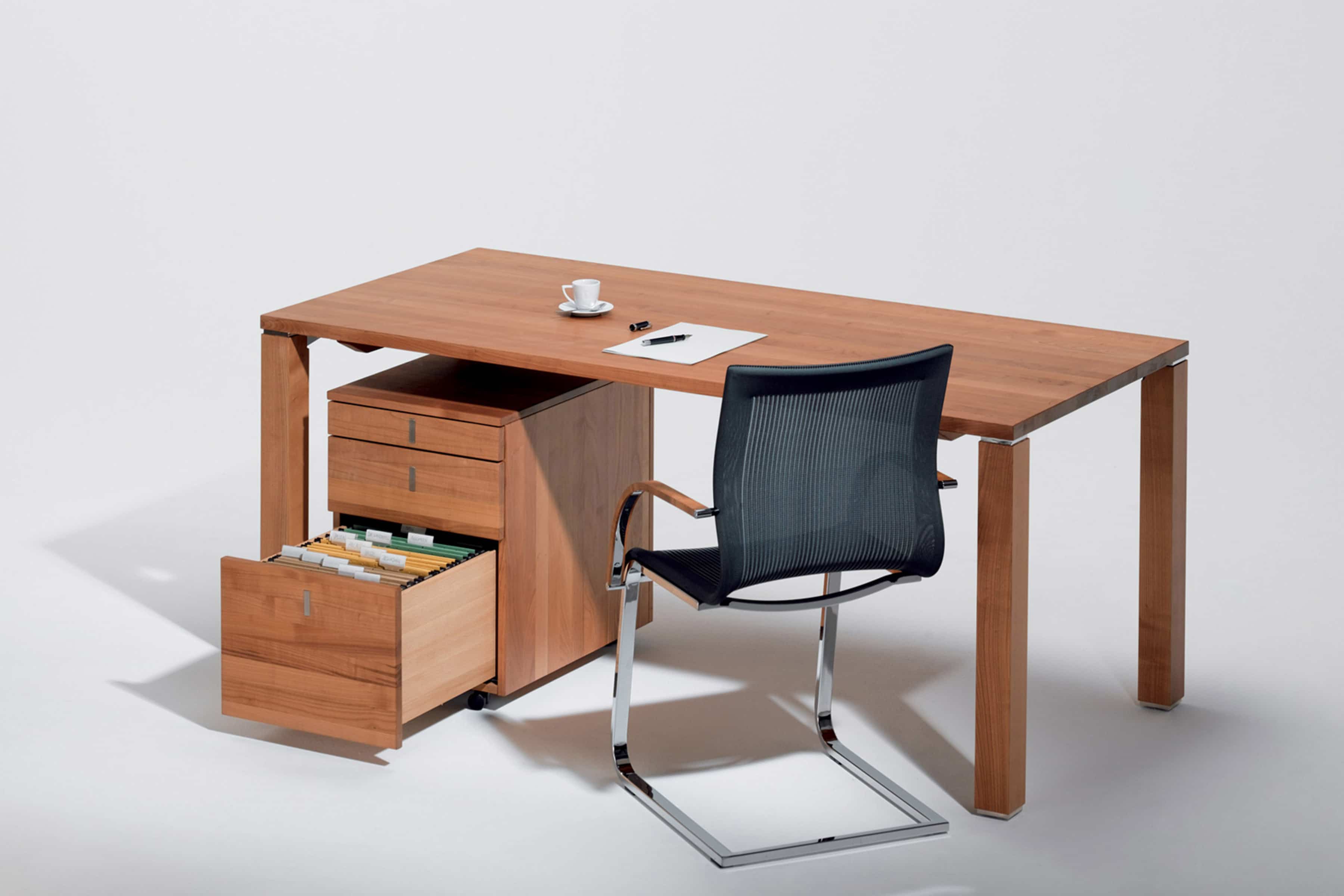 Cubus shop writing desk
